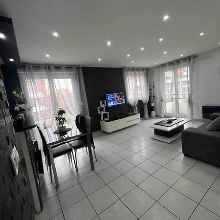 Tres Bel Appartement Entre Paris Et Disneyland Lognes Exterior foto
