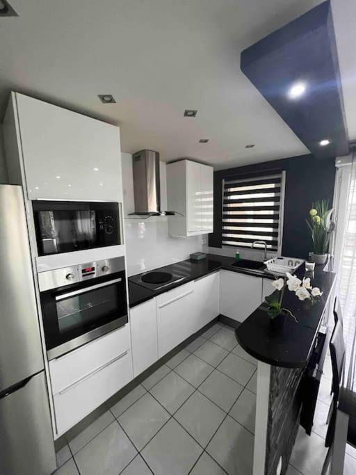 Tres Bel Appartement Entre Paris Et Disneyland Lognes Exterior foto